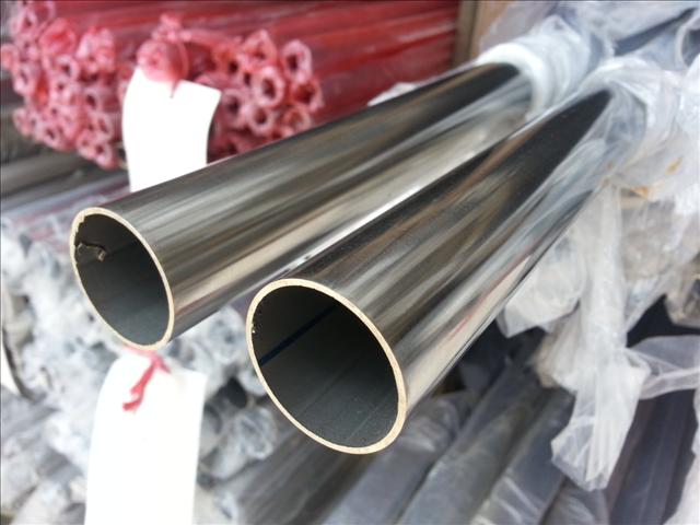 Φ32*1不锈钢管价格解析 每米成本与市场影响因素